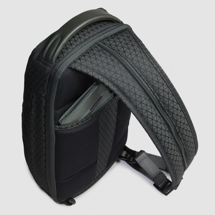 Рюкзак слинг Piquadro Hex CA6826W139