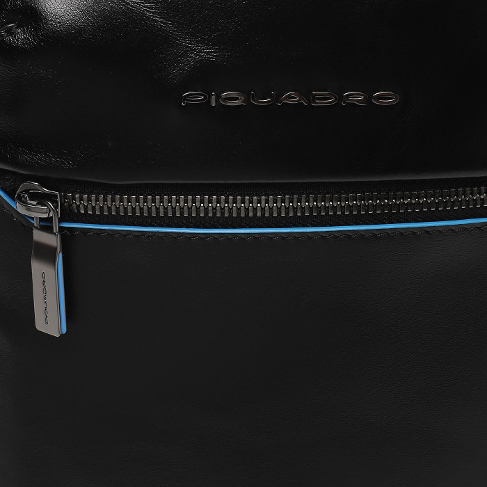 Рюкзак слинг Piquadro Blue Square CA6589B2