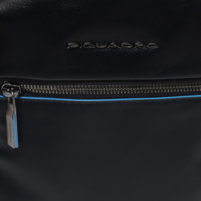 Рюкзак слинг Piquadro Blue Square CA6589B2