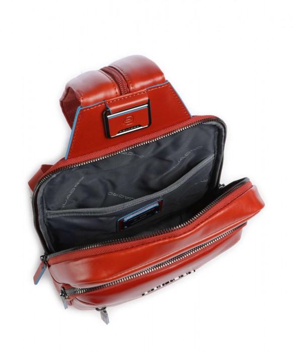 Рюкзак слинг Piquadro Blue Square CA6589B2